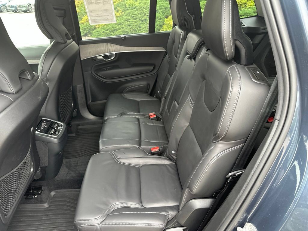 Certified 2024 Volvo XC90 B6 Ultimate w/ Protection Package Premier AWD/4WD image 38