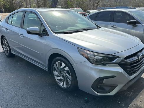 Used 2025 Subaru Legacy Limited image 2