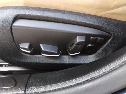 Used 2014 BMW 750i xDrive AWD/4WD image 15
