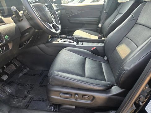 Used 2022 Honda Passport Elite image 11