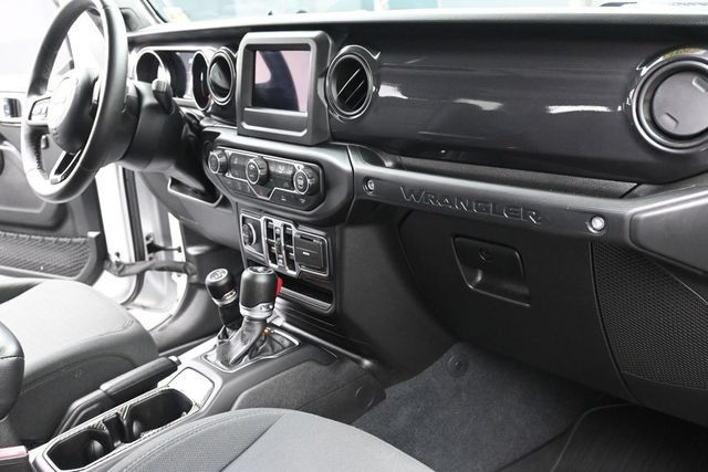 Used 2022 Jeep Wrangler Unlimited Sport AWD/4WD image 27