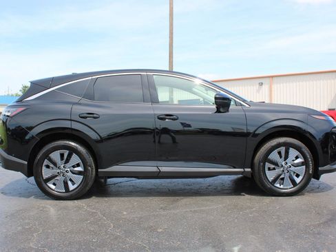 Used 2025 Nissan Murano SL AWD/4WD image 3