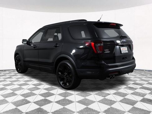 Used 2019 Ford Explorer Sport w/ Equipment Group 401A AWD/4WD image 17