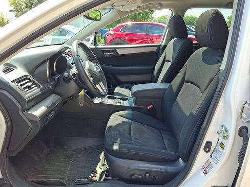 Used 2016 Subaru Outback 2.5i Premium AWD/4WD image 12