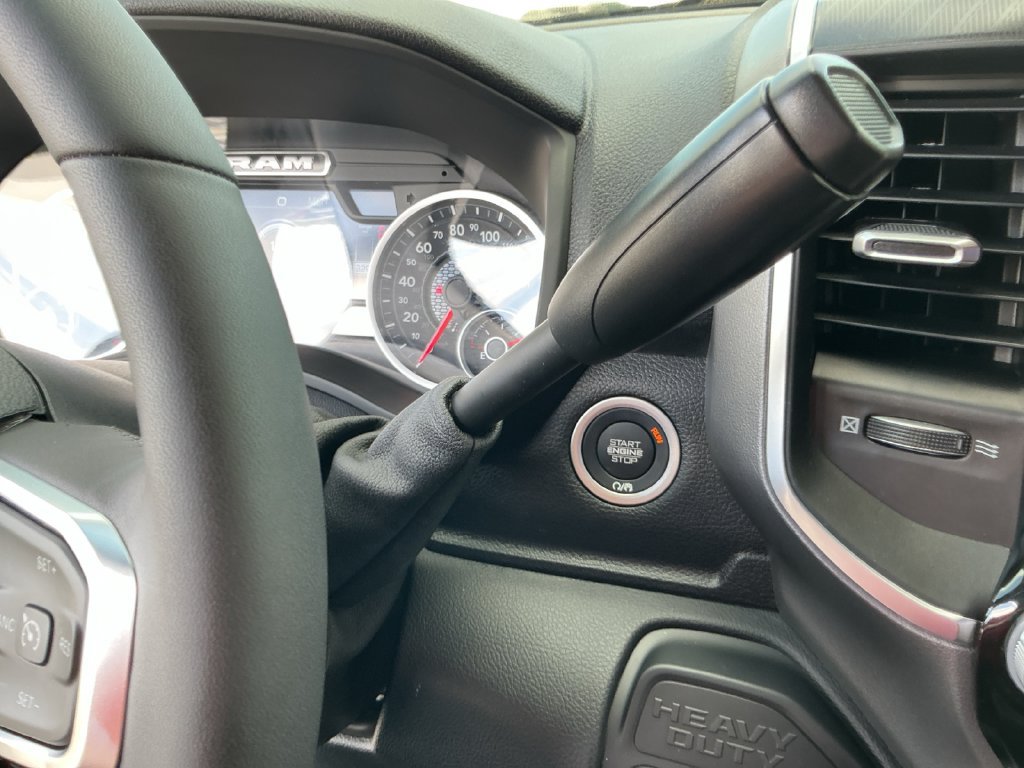 Used 2025 RAM 2500 Big Horn AWD/4WD image 18