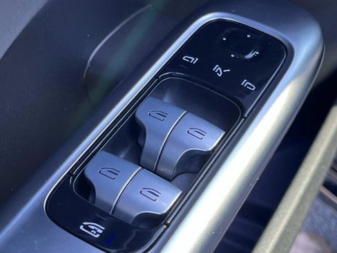 Certified 2023 Mercedes-Benz C 300 4MATIC Sedan image 18