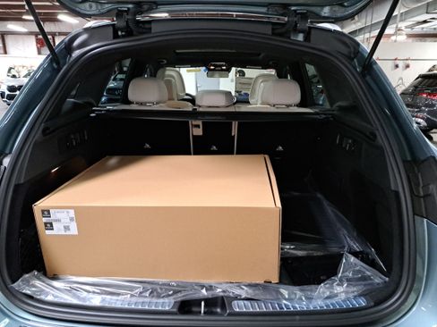 New 2026 Mercedes-Benz GLC 300 image 14