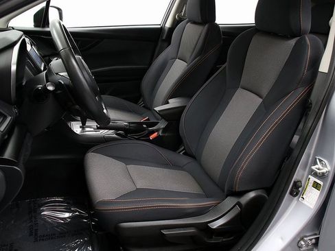 Used 2023 Subaru Crosstrek 2.0i Premium image 9