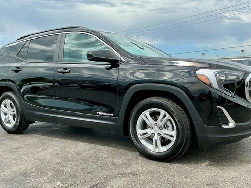 Used 2021 GMC Terrain SLE w/ Driver Convenience Package FWD image 6