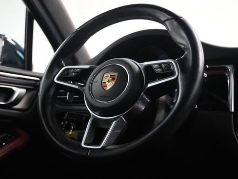 Used 2020 Porsche Macan AWD/4WD image 43