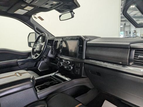 Used 2023 Ford F350 Platinum w/ FX4 Off-Road Package AWD/4WD image 20