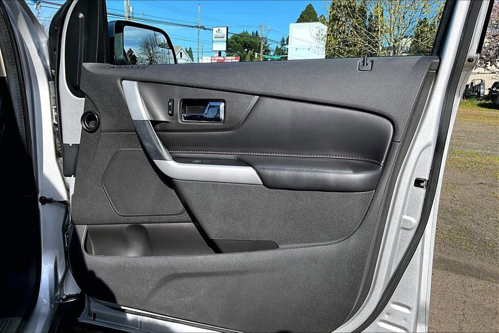 Used 2014 Ford Edge SEL AWD/4WD image 23