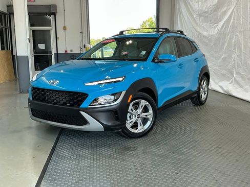 Used 2023 Hyundai Kona SEL FWD image 2