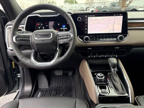 New 2026 GMC Canyon Denali image 46