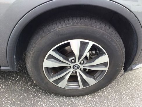 Used 2023 Nissan Murano SV FWD image 13