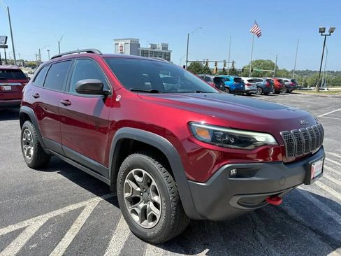 Used 2020 Jeep Cherokee Trailhawk w/ Cold Weather Group AWD/4WD image 7