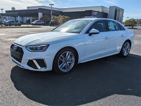 Used 2024 Audi A4 2.0T Premium Plus image 2