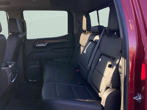 Used 2022 GMC Sierra 1500 Denali w/ Denali Reserve Package image 23