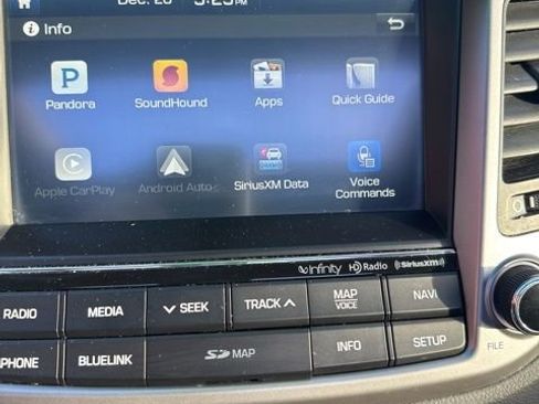 Used 2015 Chrysler 200 C w/ Navigation & Sound Group I image 37