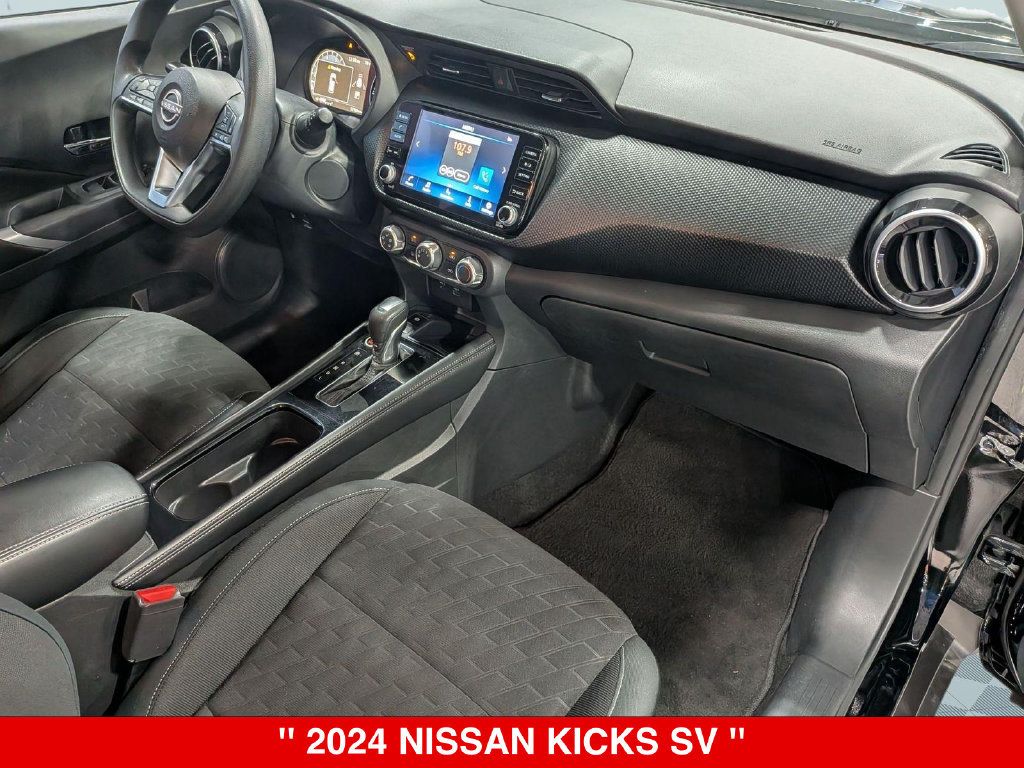 Used 2024 Nissan Kicks SV FWD image 33