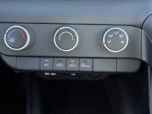 New 2026 Hyundai Elantra SE image 16