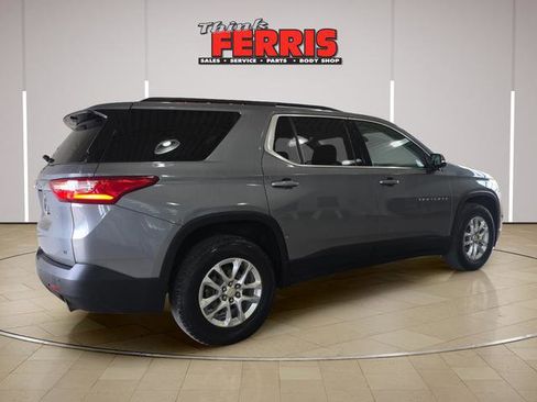 Used 2020 Chevrolet Traverse LT FWD image 5