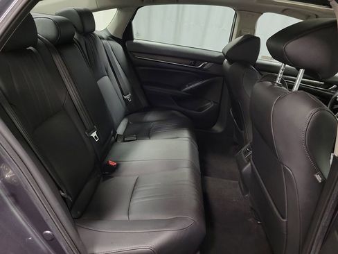 Used 2019 Honda Accord Touring image 26