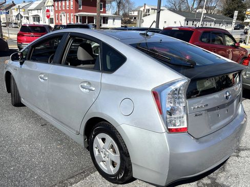 Used 2011 Toyota Prius Two image 4