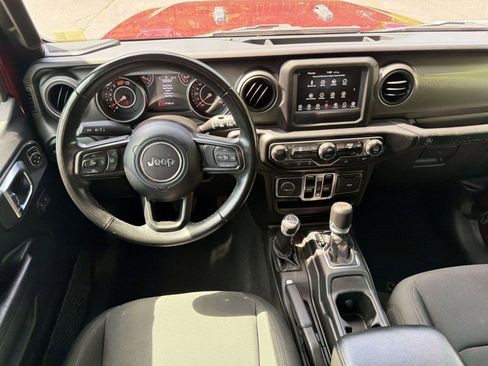 Used 2022 Jeep Wrangler Unlimited Sport AWD/4WD image 27