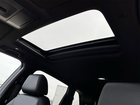 Used 2025 Honda CR-V Sport-L image 23