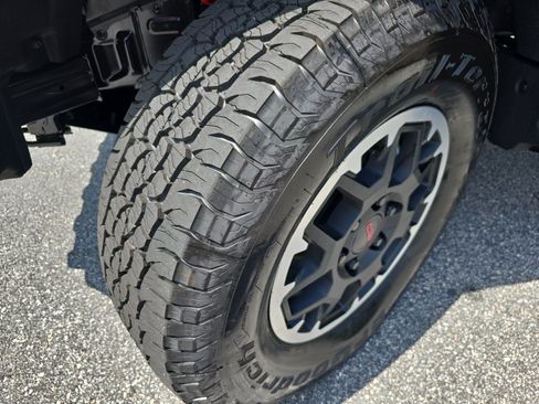 New 2026 Toyota Tacoma TRD Off-Road AWD/4WD image 28