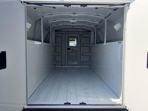 Used 2026 Chevrolet Express 3500 w/ Power Convenience Package RWD image 22