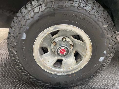 Used 1996 Ford Bronco image 38