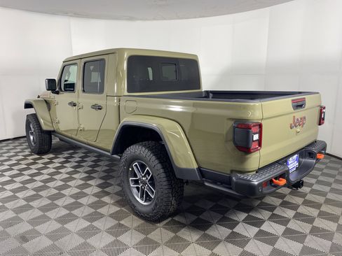 New 2026 Jeep Gladiator Mojave image 9