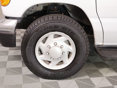 Used 2007 Ford E-350 and Econoline 350 XL RWD image 12