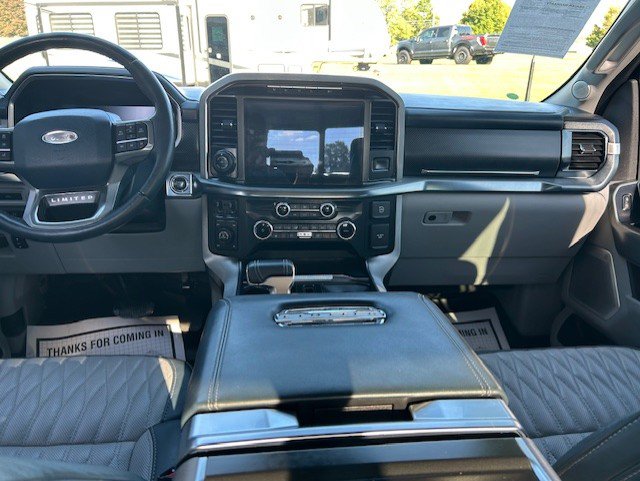 Used 2022 Ford F150 Limited AWD/4WD image 9
