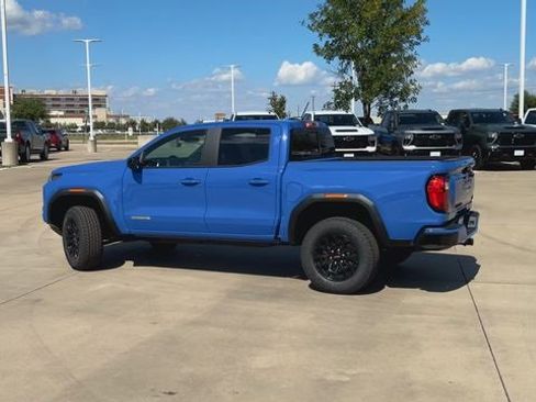 New 2026 GMC Canyon Elevation w/ Convenience Package image 6