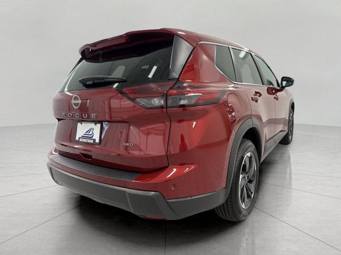 Used 2025 Nissan Rogue SV AWD/4WD image 19
