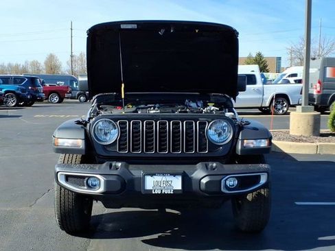 New 2026 Jeep Gladiator Sport AWD/4WD image 22