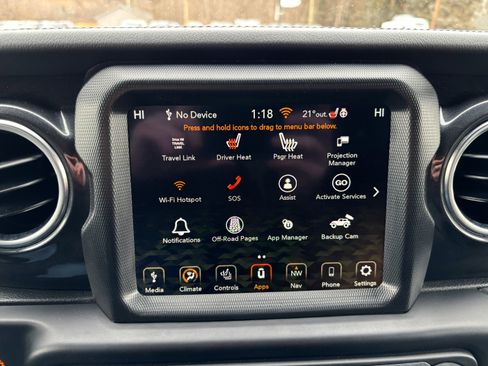 Used 2022 Jeep Wrangler Unlimited Sahara image 26