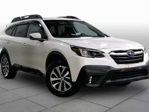 Used 2020 Subaru Outback Premium AWD/4WD image 3