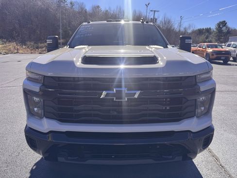 New 2026 Chevrolet Silverado 2500 Custom w/ Custom Value Package image 16