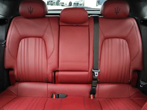 Used 2022 Maserati Levante GT image 39