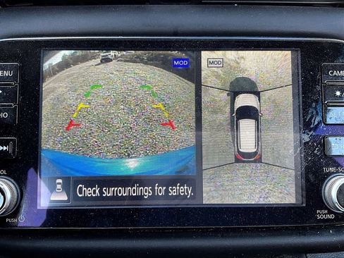 Used 2023 Nissan Kicks SR w/ SR Premium Package image 18