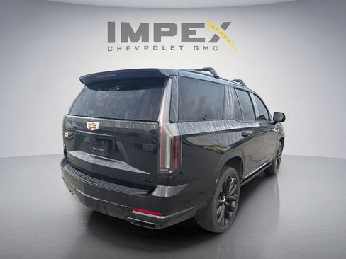 Used 2025 Cadillac Escalade Sport Platinum w/ LPO, ONYX Package AWD/4WD image 5