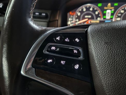 Used 2015 Cadillac Escalade Premium image 30
