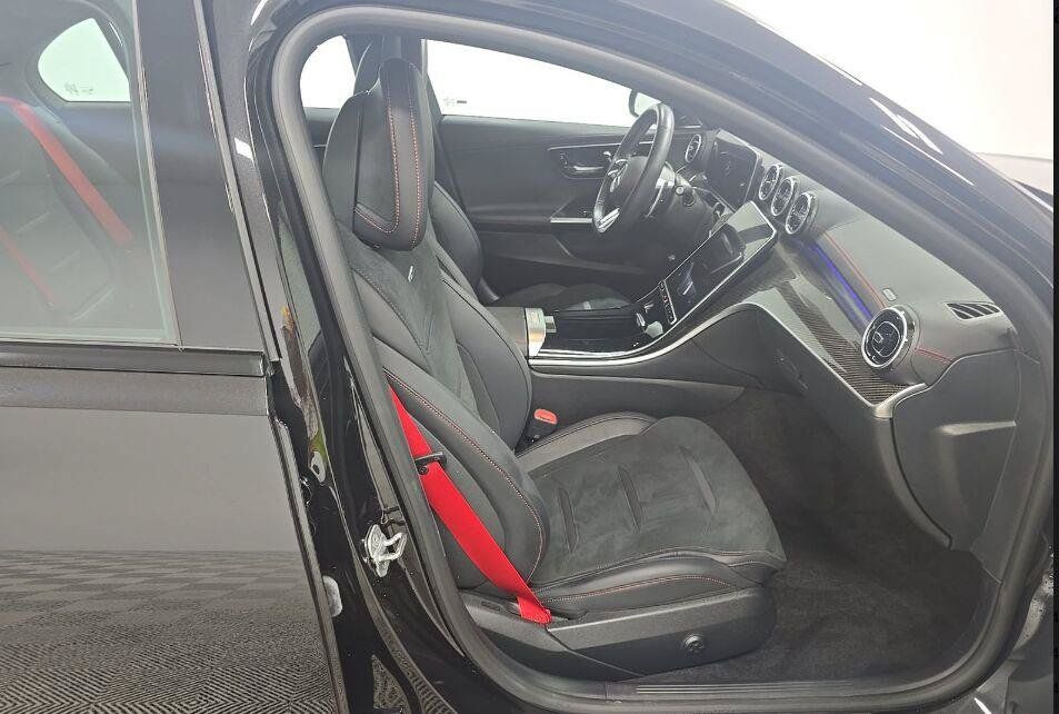 Used 2024 Mercedes-Benz C 43 AMG 4MATIC Sedan image 7