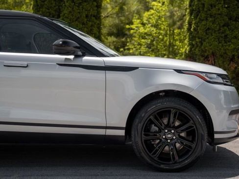 Used 2022 Land Rover Range Rover Velar S AWD/4WD image 13