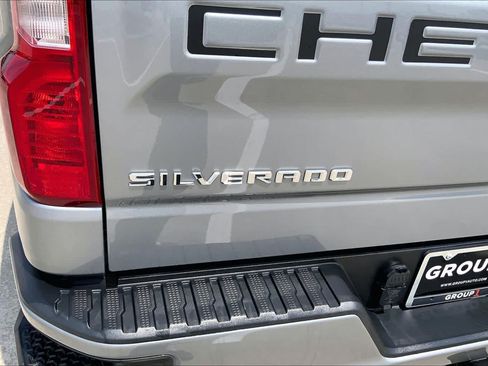 Used 2023 Chevrolet Silverado 1500 Custom AWD/4WD image 30