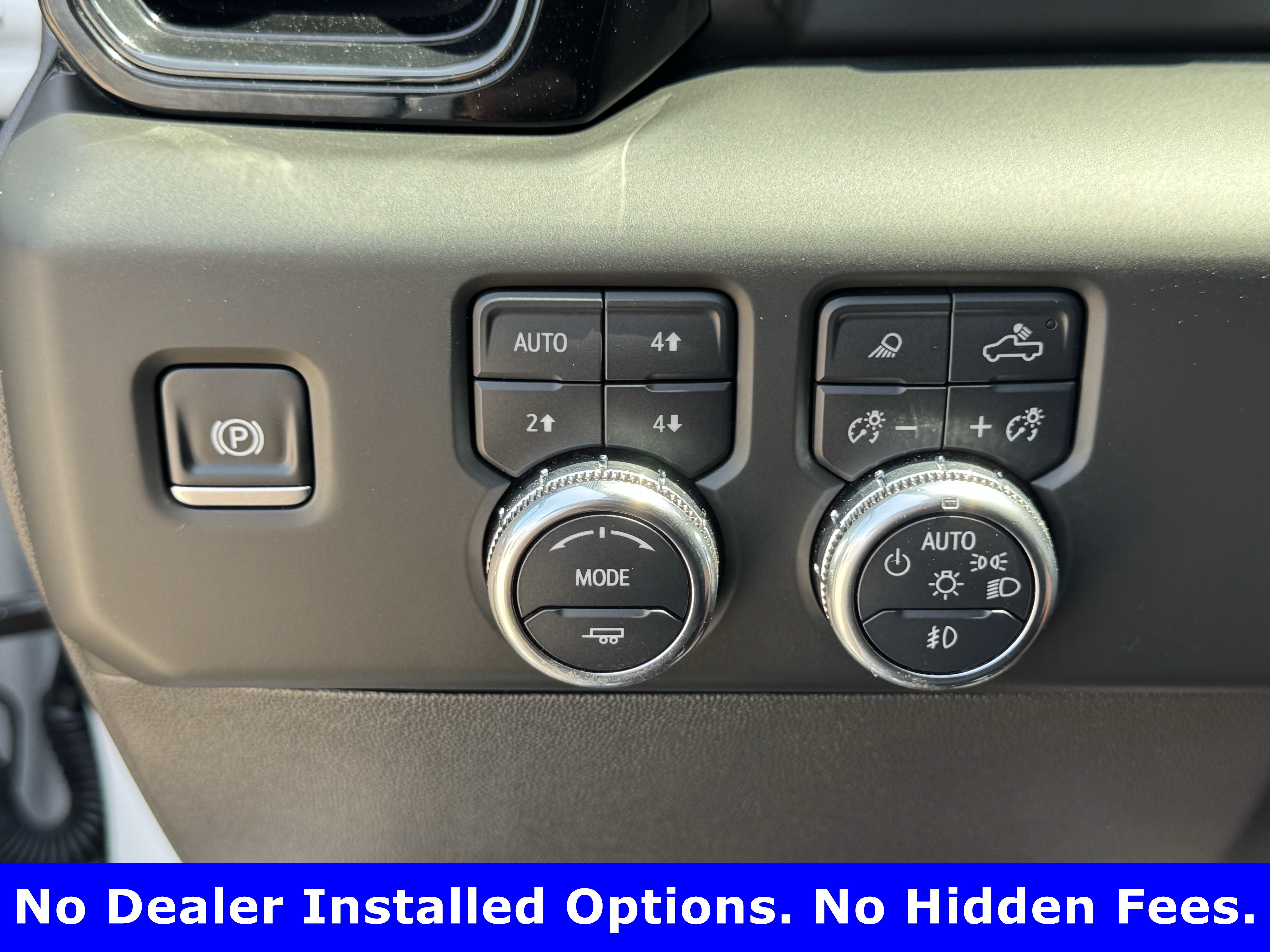 Used 2025 GMC Sierra 1500 AT4 w/ AT4 Premium Package AWD/4WD image 21
